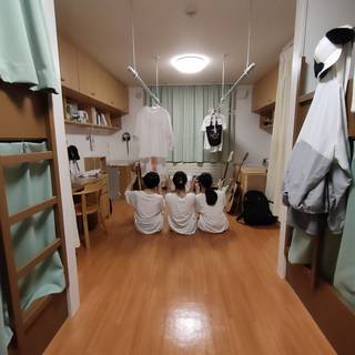 女子寮の室内2
